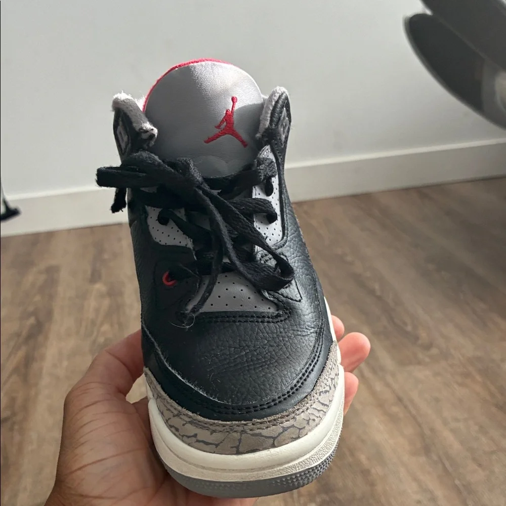 Jordan Kids Black and Gray Sneakers - Picture 8 of 16